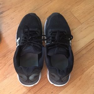 Mens Under Armour shoes